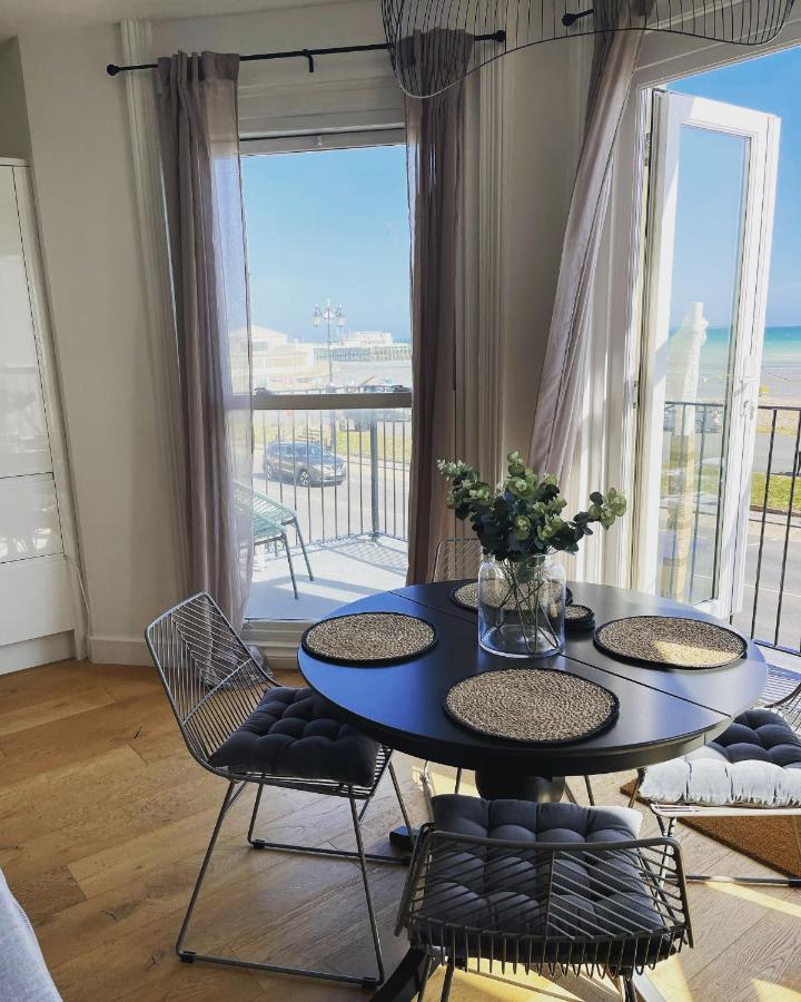 Seaview Flat With Balcony, Spacious 2 Bedroom Вётинг Экстерьер фото
